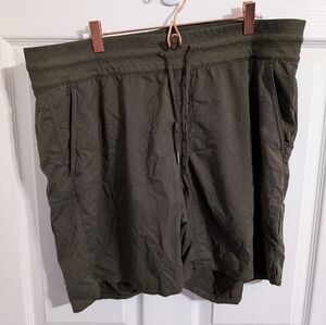 The North Face Womens Shorts Size XL Aphrodite Green Drawstring Hiking Outdoor